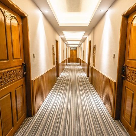 Sunrise Hotel Μανταλέι Εξωτερικό φωτογραφία