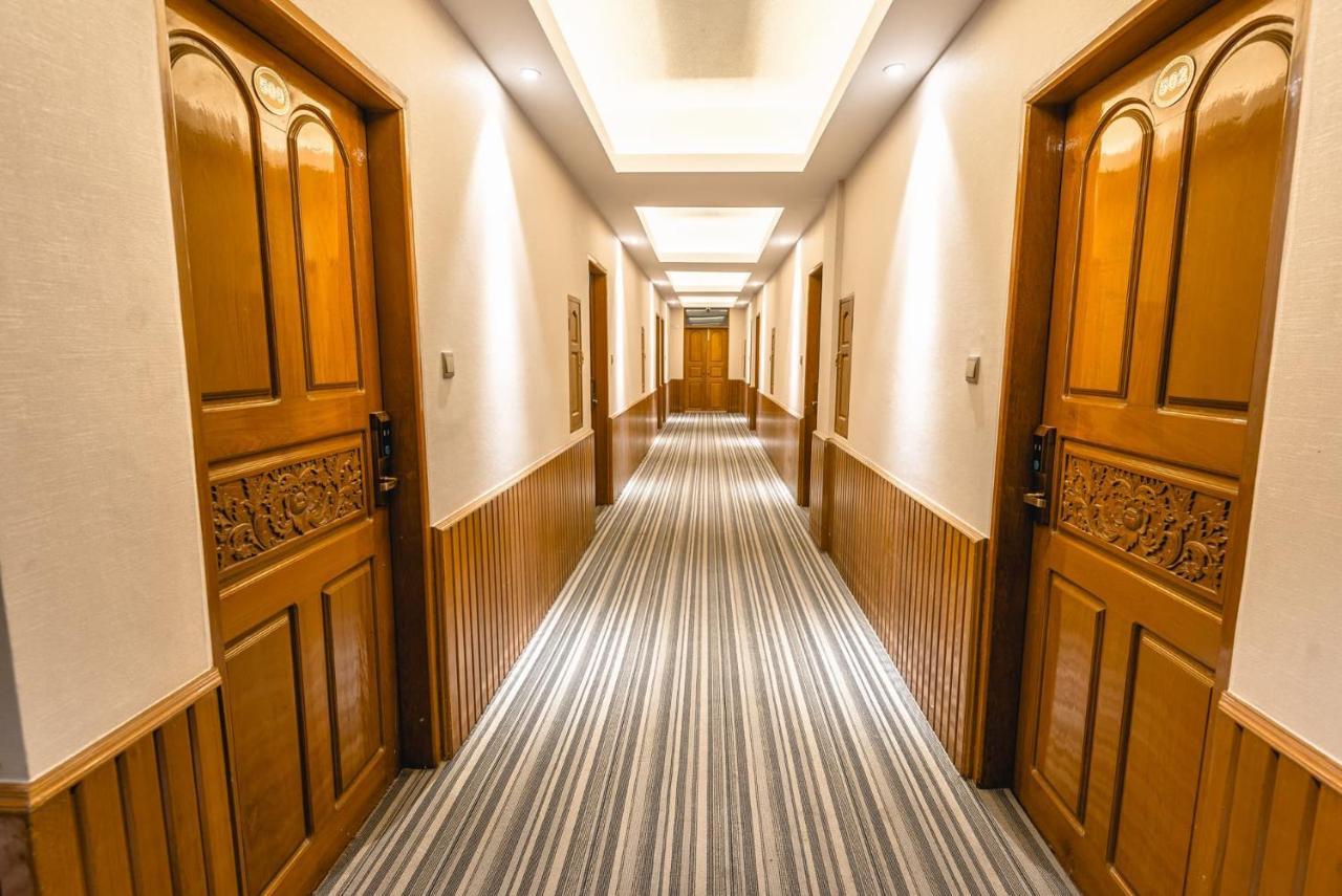 Sunrise Hotel Μανταλέι Εξωτερικό φωτογραφία
