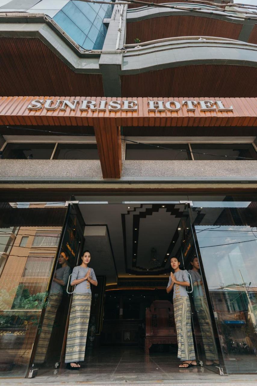 Sunrise Hotel Μανταλέι Εξωτερικό φωτογραφία
