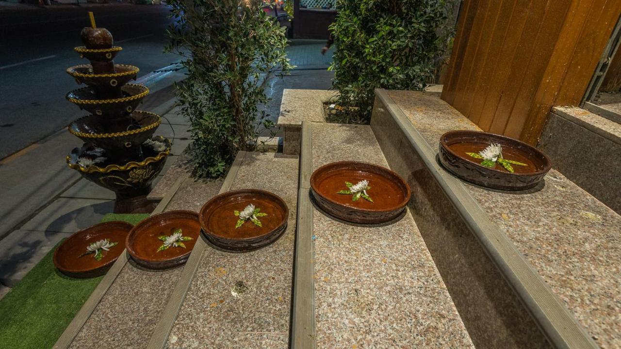 Sunrise Hotel Μανταλέι Εξωτερικό φωτογραφία